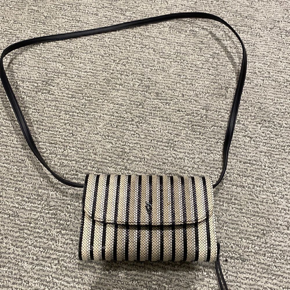 Simply Vera Wang purse